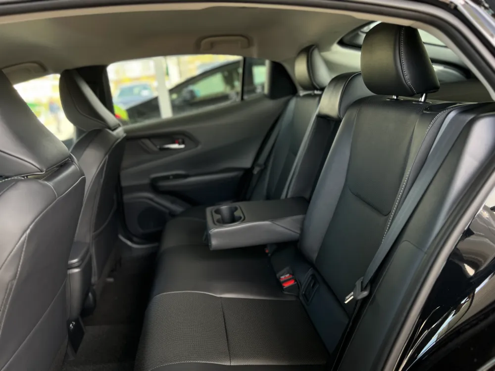 2023 toyota prius hybrid xle black 27